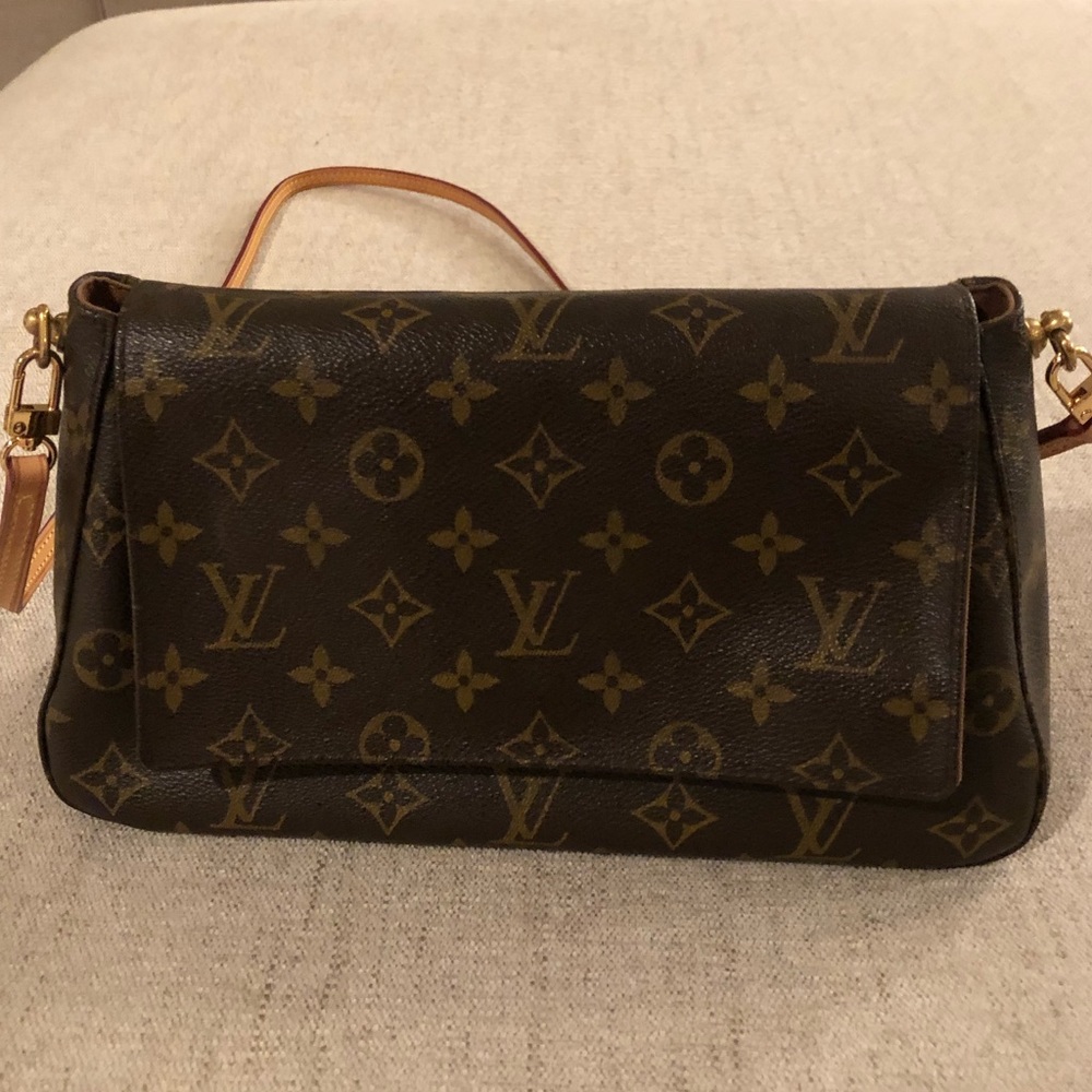 Louis Vuitton Looping Mini
